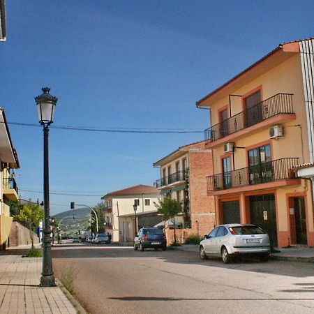 Apartamentos Turisticos Mirayuste Guadalupe  Chambre photo