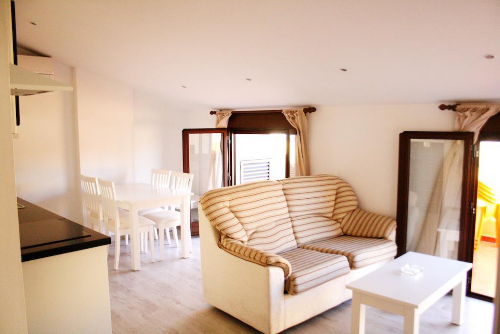 Apartamentos Turisticos Mirayuste Guadalupe  Extérieur photo