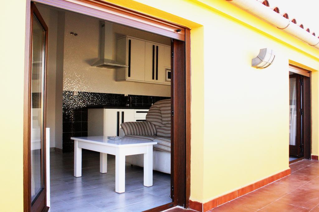 Apartamentos Turisticos Mirayuste Guadalupe  Extérieur photo
