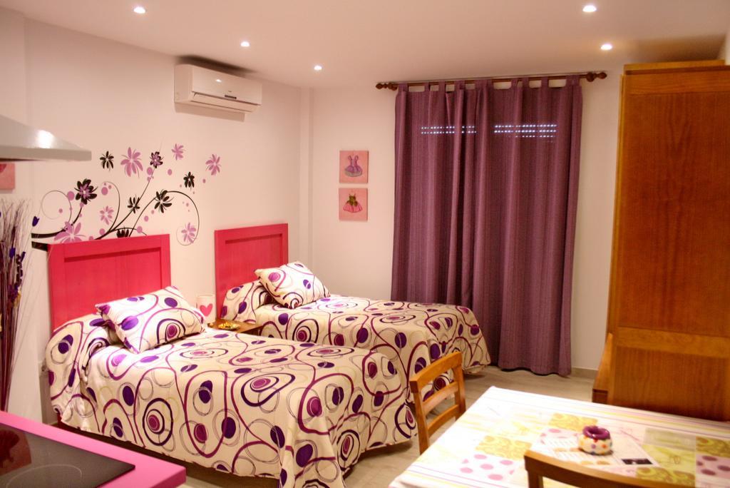 Apartamentos Turisticos Mirayuste Guadalupe  Extérieur photo