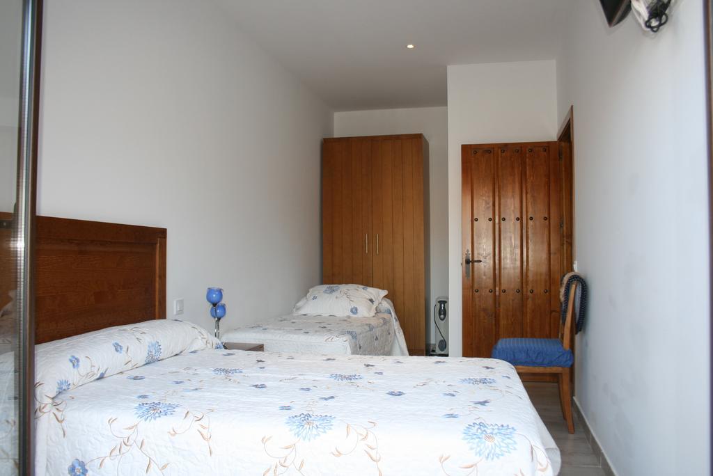 Apartamentos Turisticos Mirayuste Guadalupe  Extérieur photo