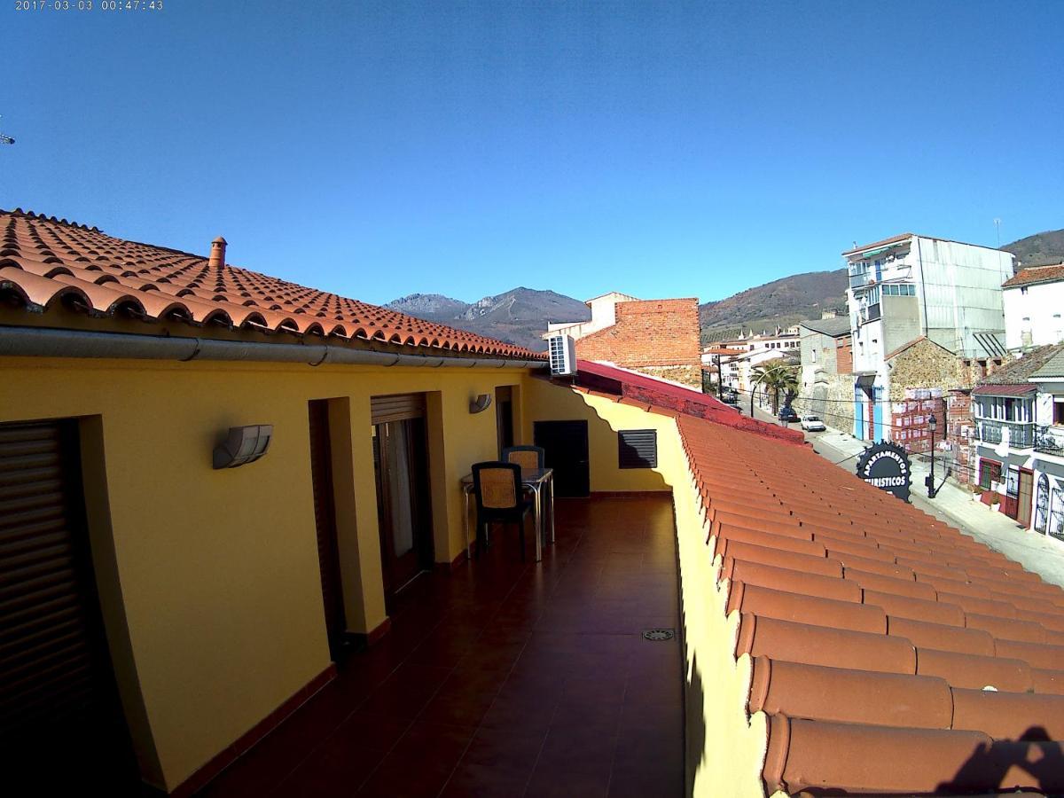 Apartamentos Turisticos Mirayuste Guadalupe  Extérieur photo