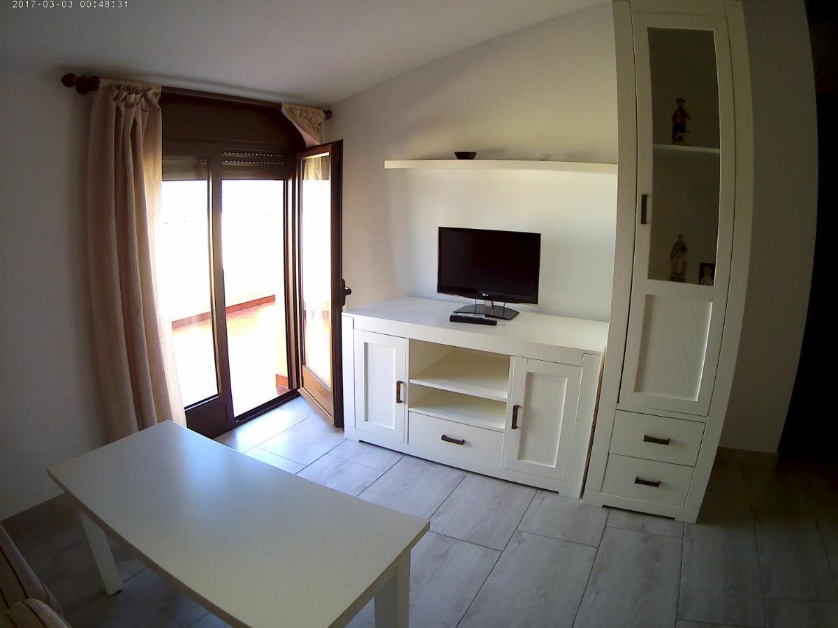 Apartamentos Turisticos Mirayuste Guadalupe  Extérieur photo